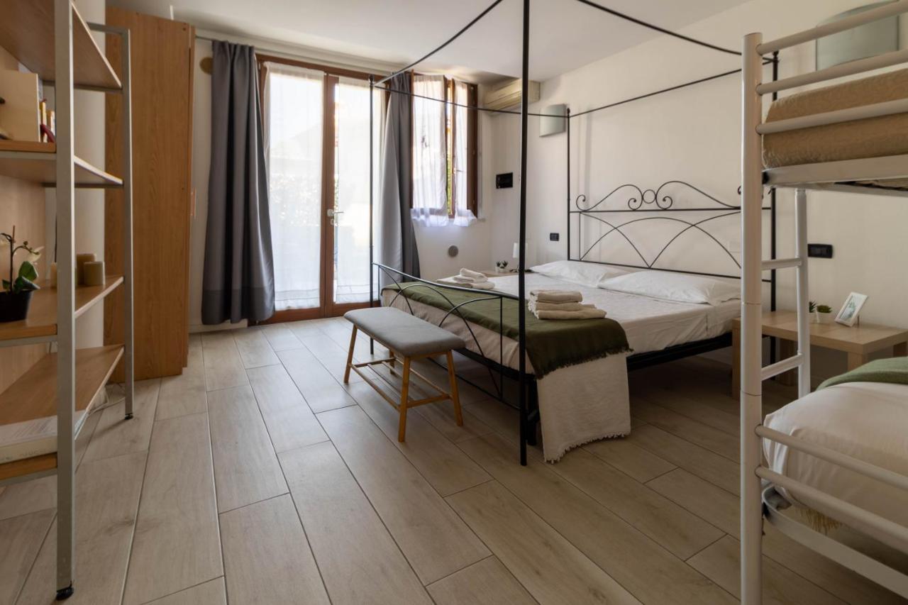 Manu Le Vele Casa Vacanze Desenzano del Garda Buitenkant foto
